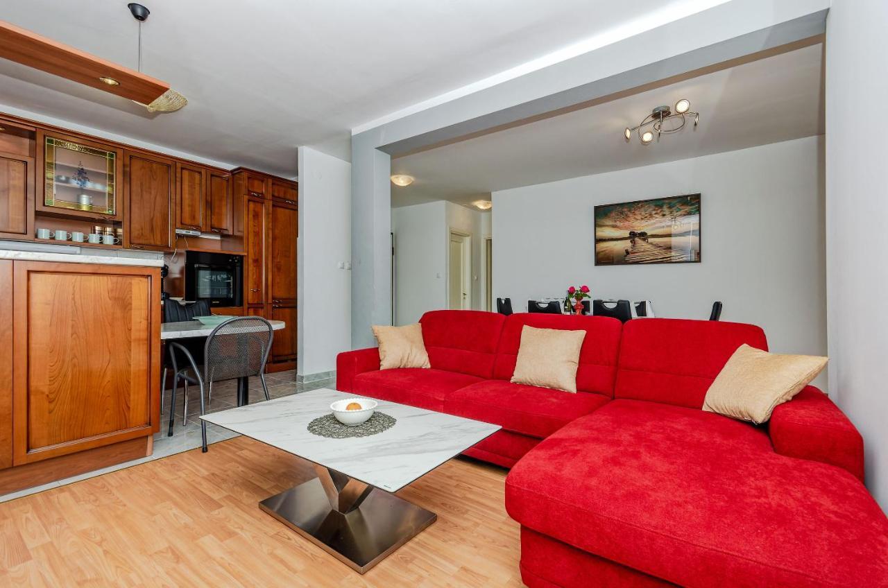 Apartments Mrs Brightside Split Exterior foto